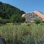 La2 Seeblick Haus Mit Direktem Seezugang Am Ossiachersee Appartamento