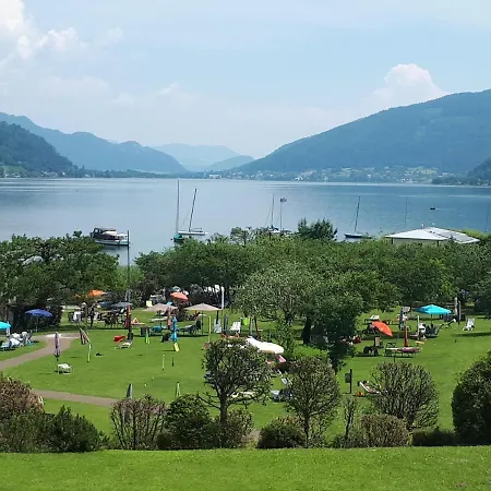 Appartement La2 Seeblick Haus Mit Direktem Seezugang Am Ossiachersee Landskron